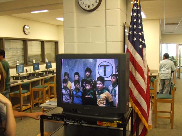 12_broadcast